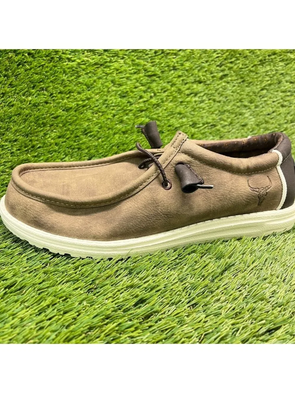 Hey Dude Wally Embossed Steerhead Mens Size 9 Brown Athletic Slip On Shoes
